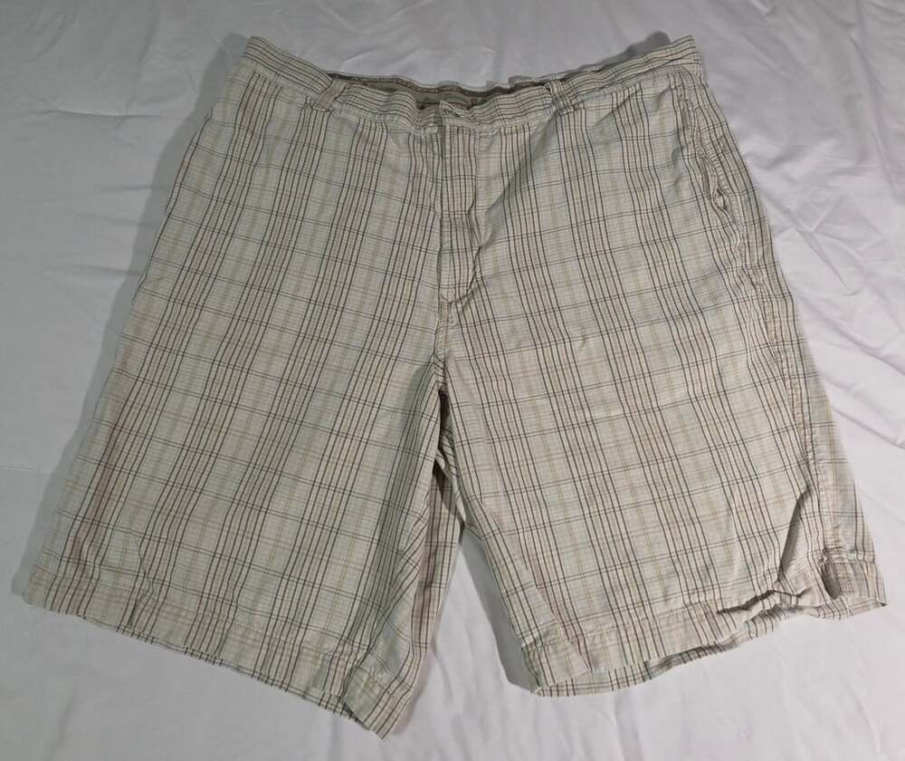 Tommy Bahama Silk Blend Beige Plaid Chino Shorts Size 40